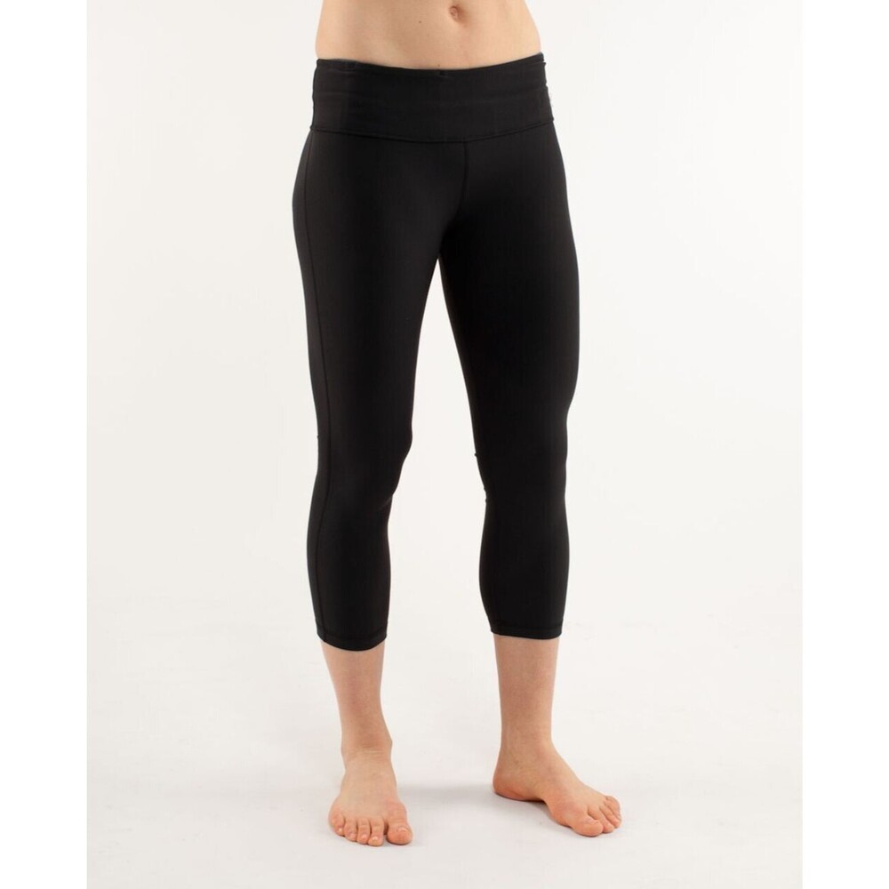 LULULEMON Wunder Groove Crop Legging 2 Black 22" Inseam Yoga Athleisure EUC B34